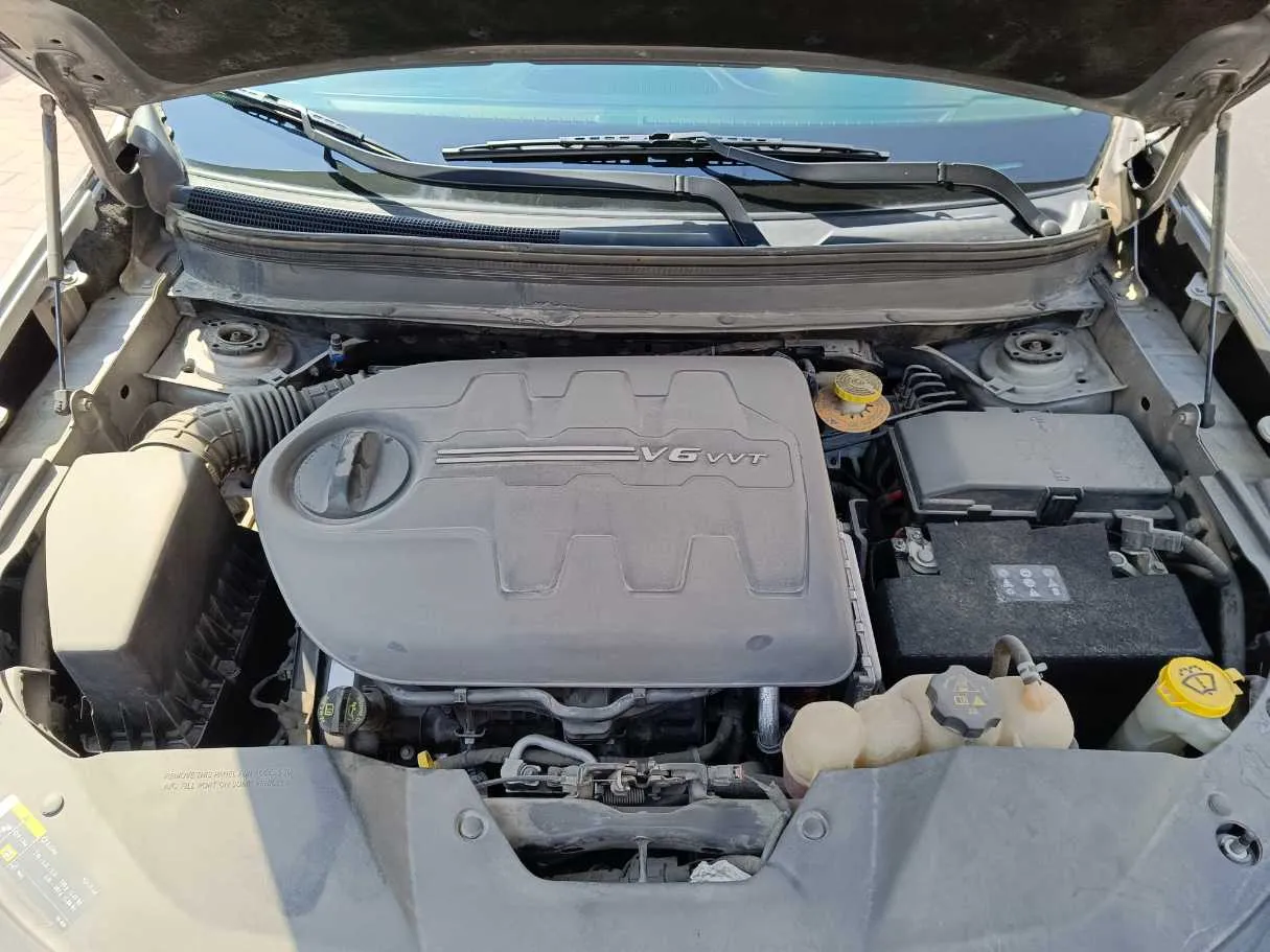 Car image 36