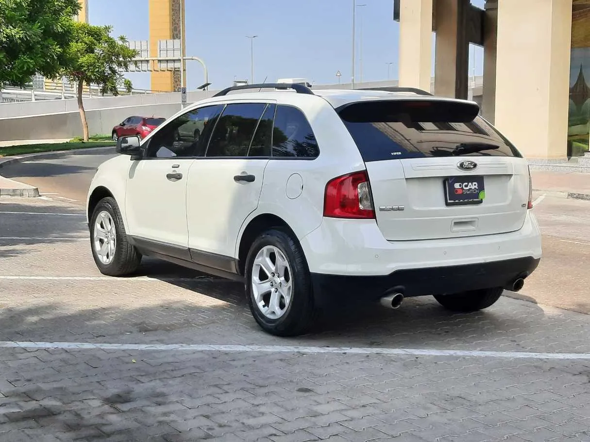 Car image 7