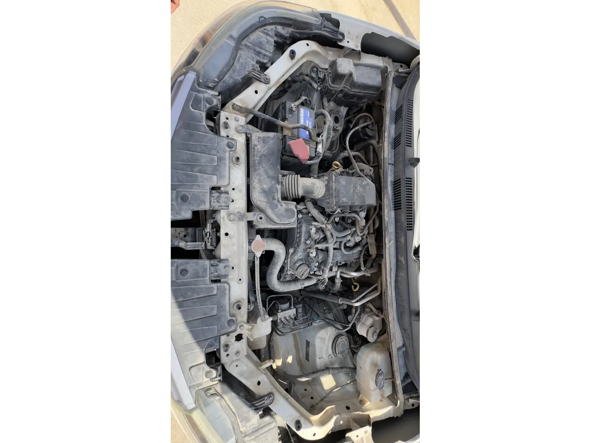 Car image 24