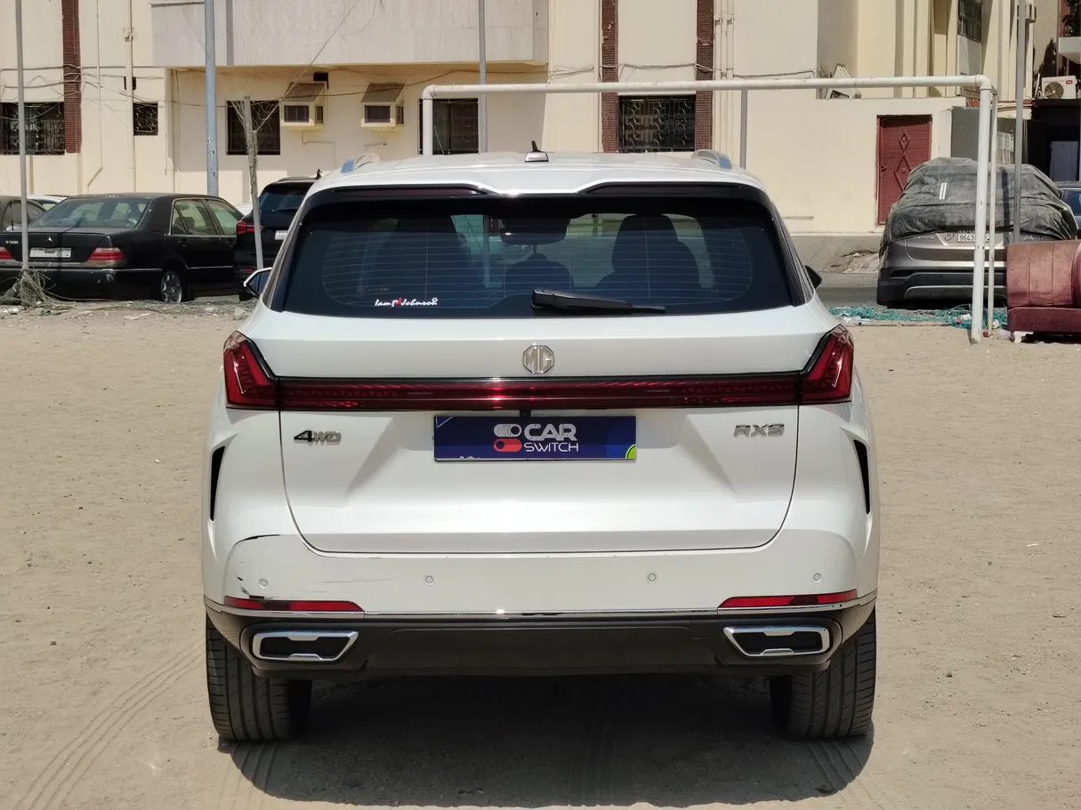 Car image 6
