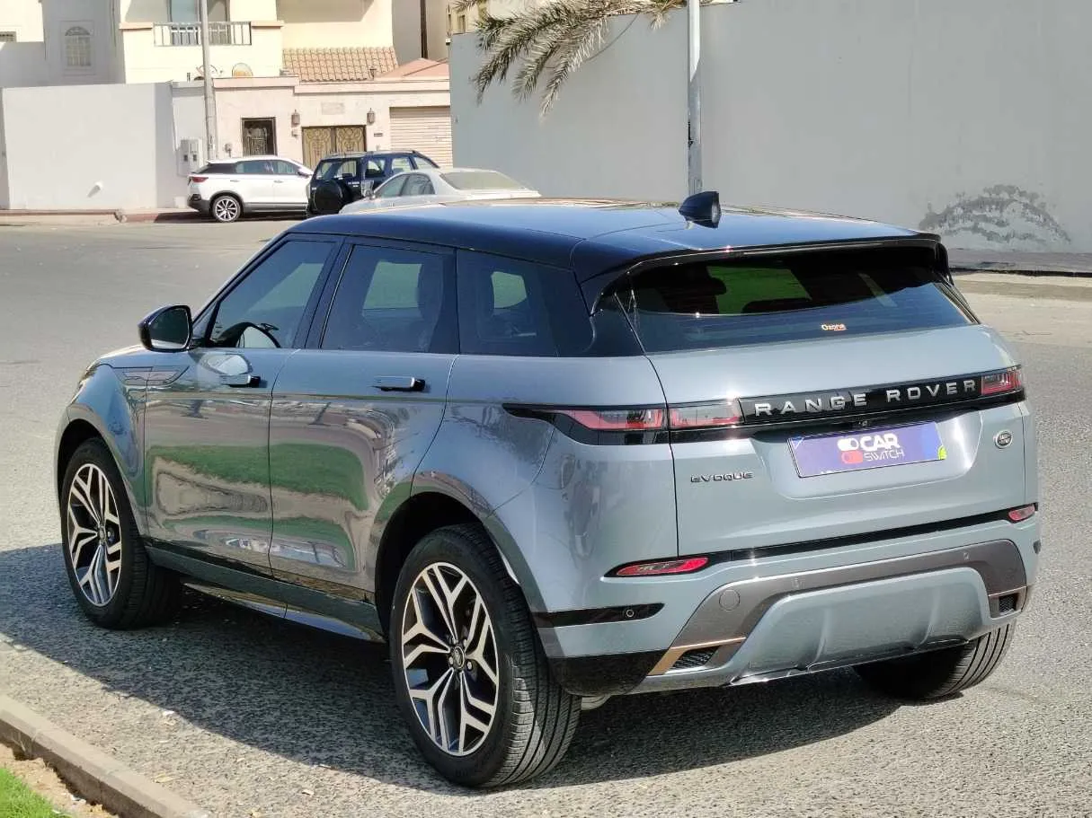 Car image 7