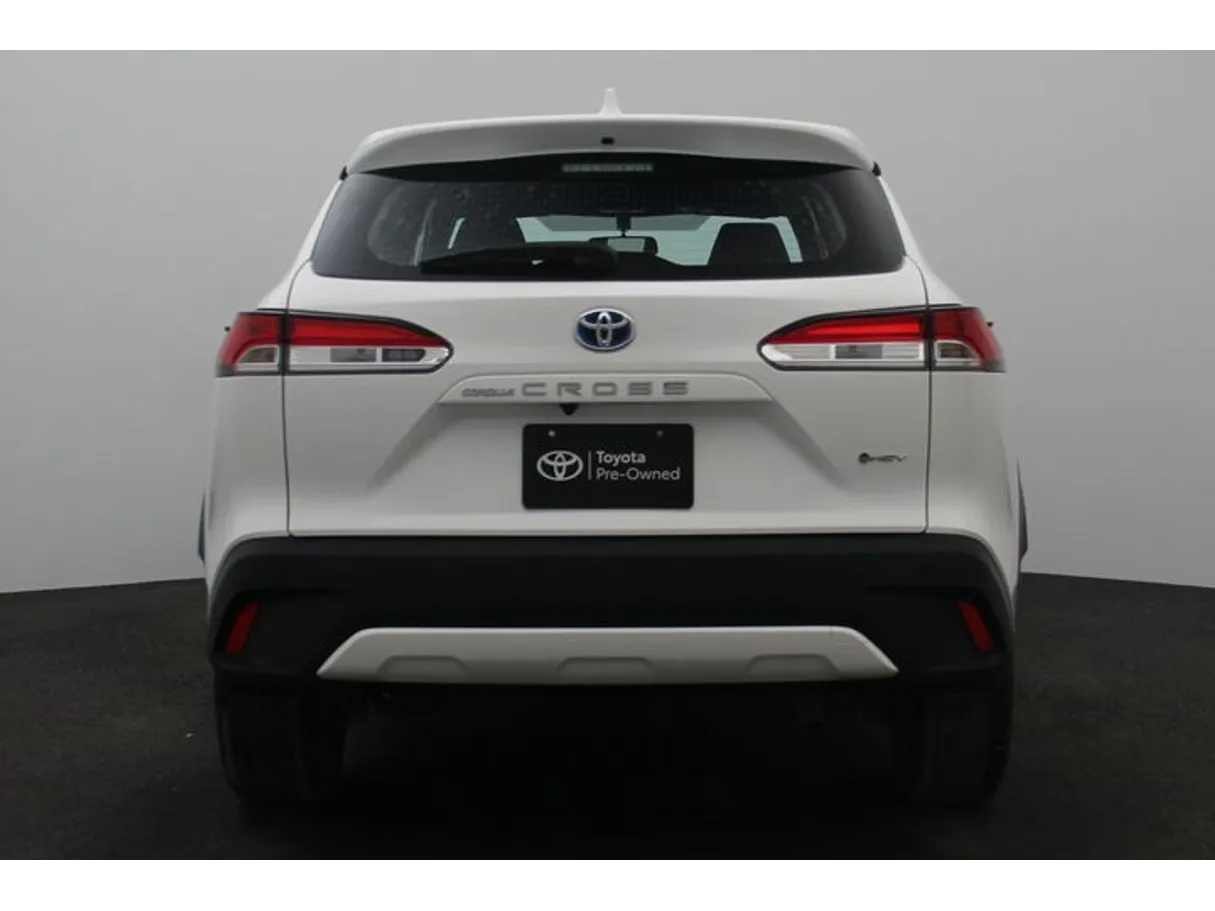 Car image 12