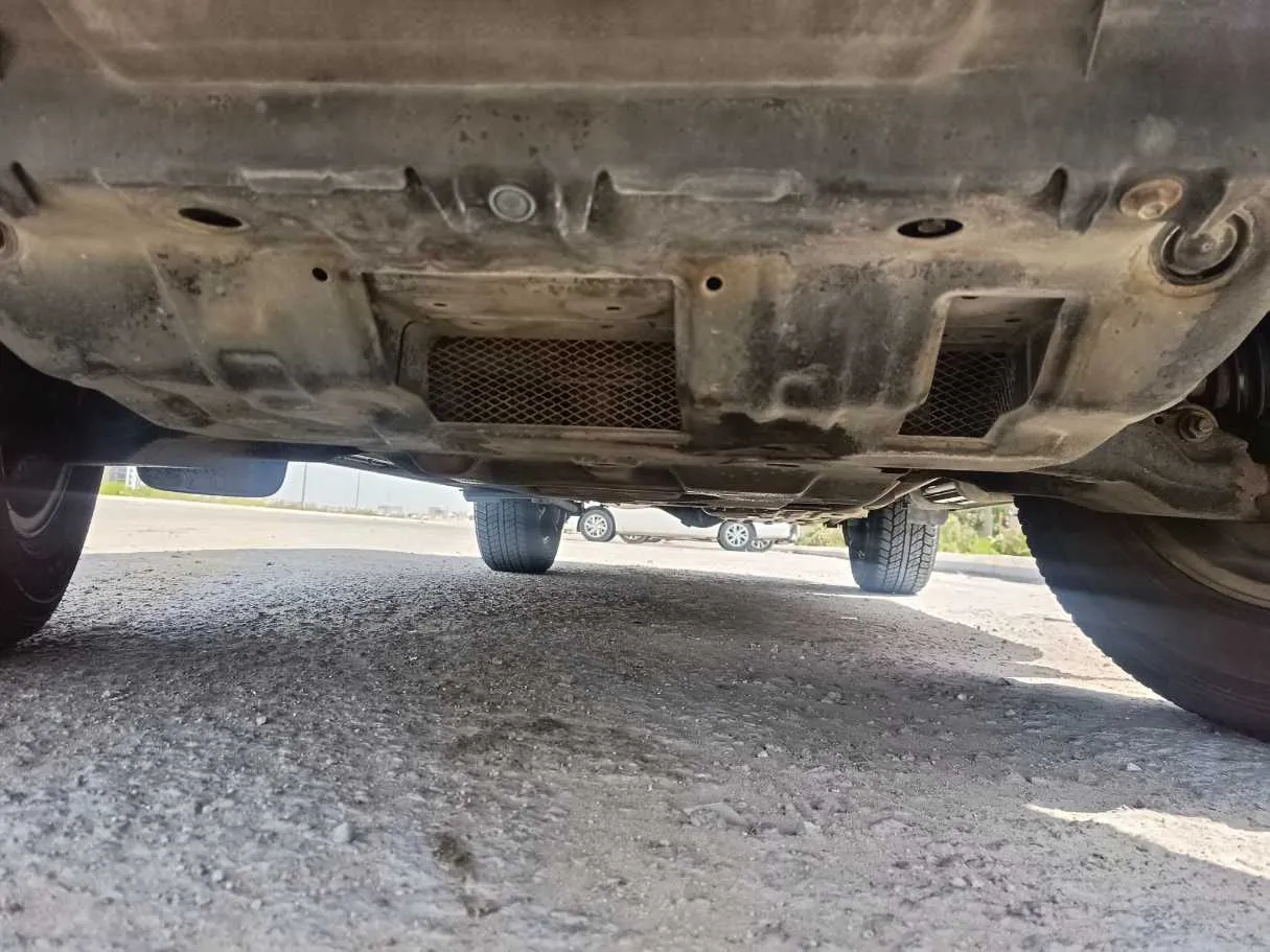 Car image 38