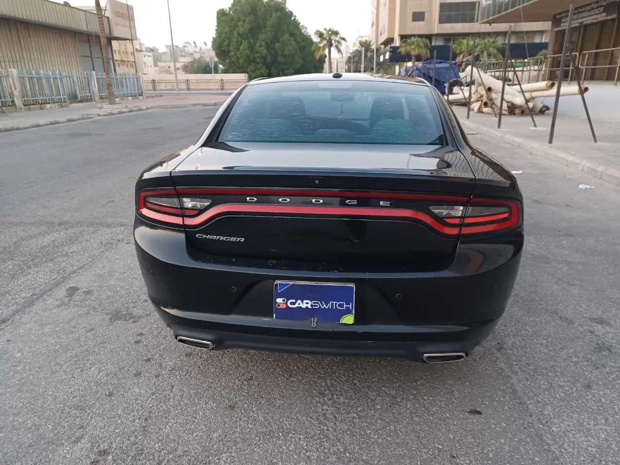 Car image 6