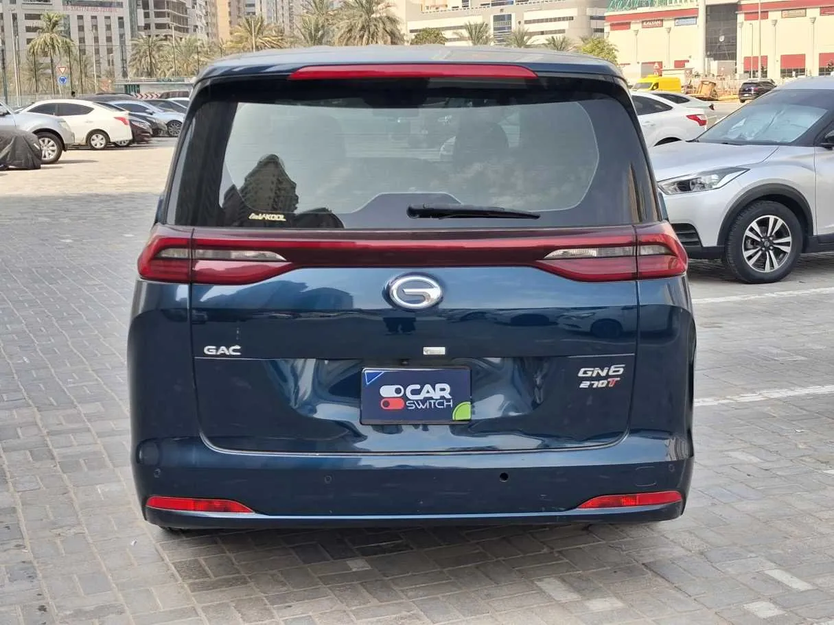 Car image 6
