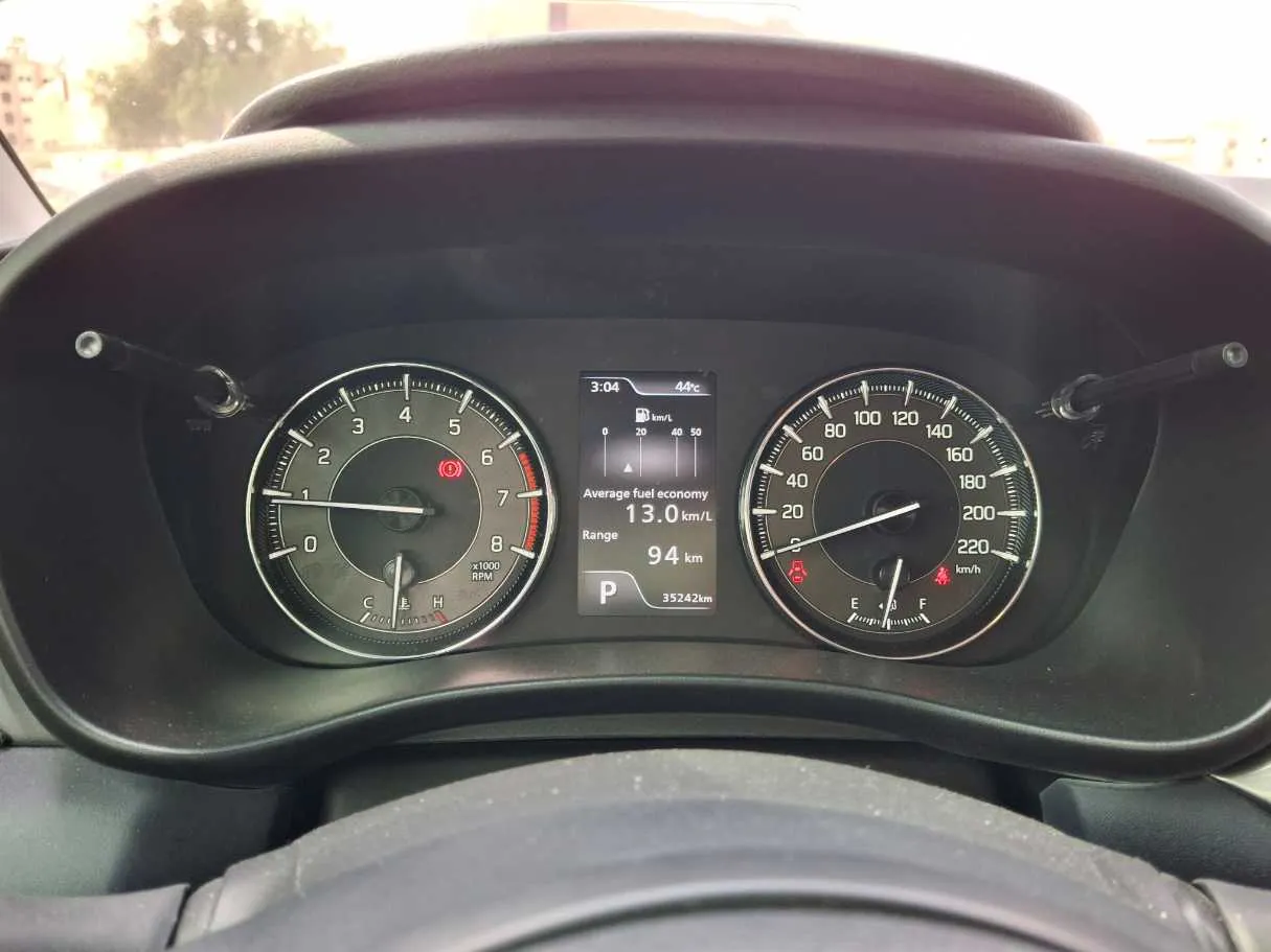 Car image 18