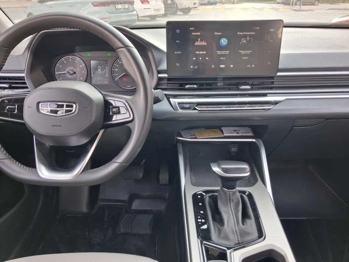 Car image 17