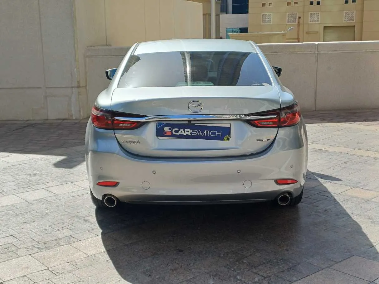 Car image 6