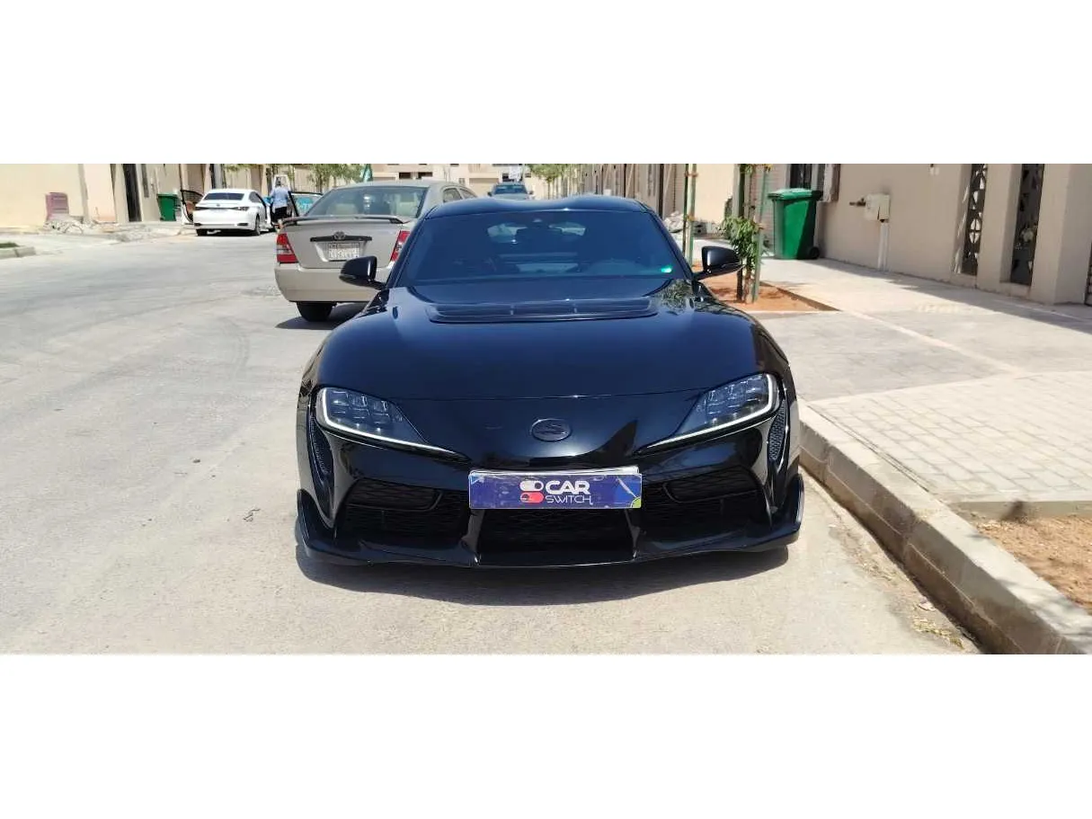 Car image 2