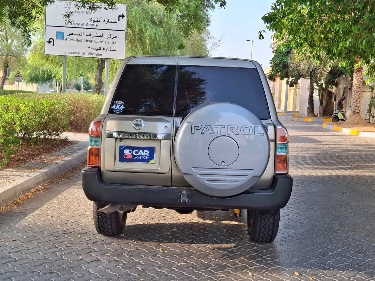 Car image 6