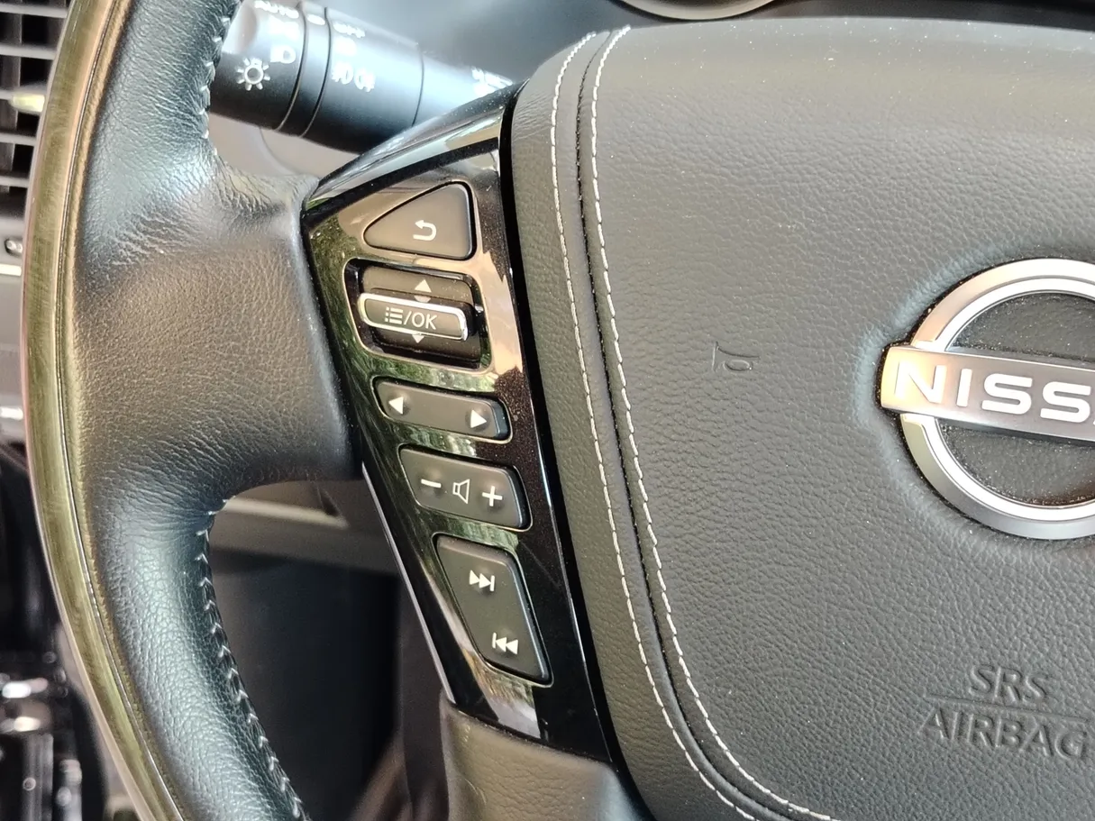 Car image 38