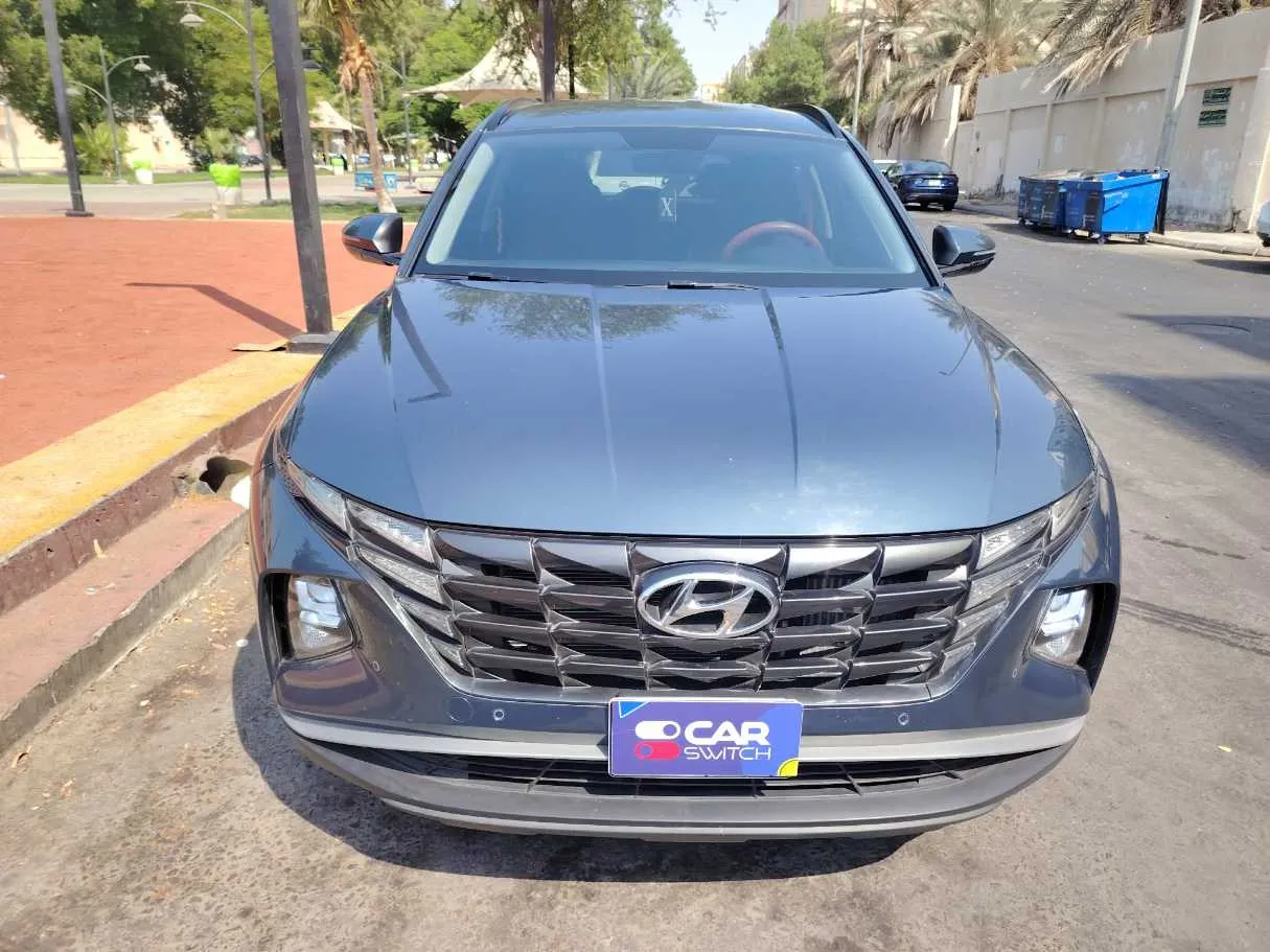 Car image 2