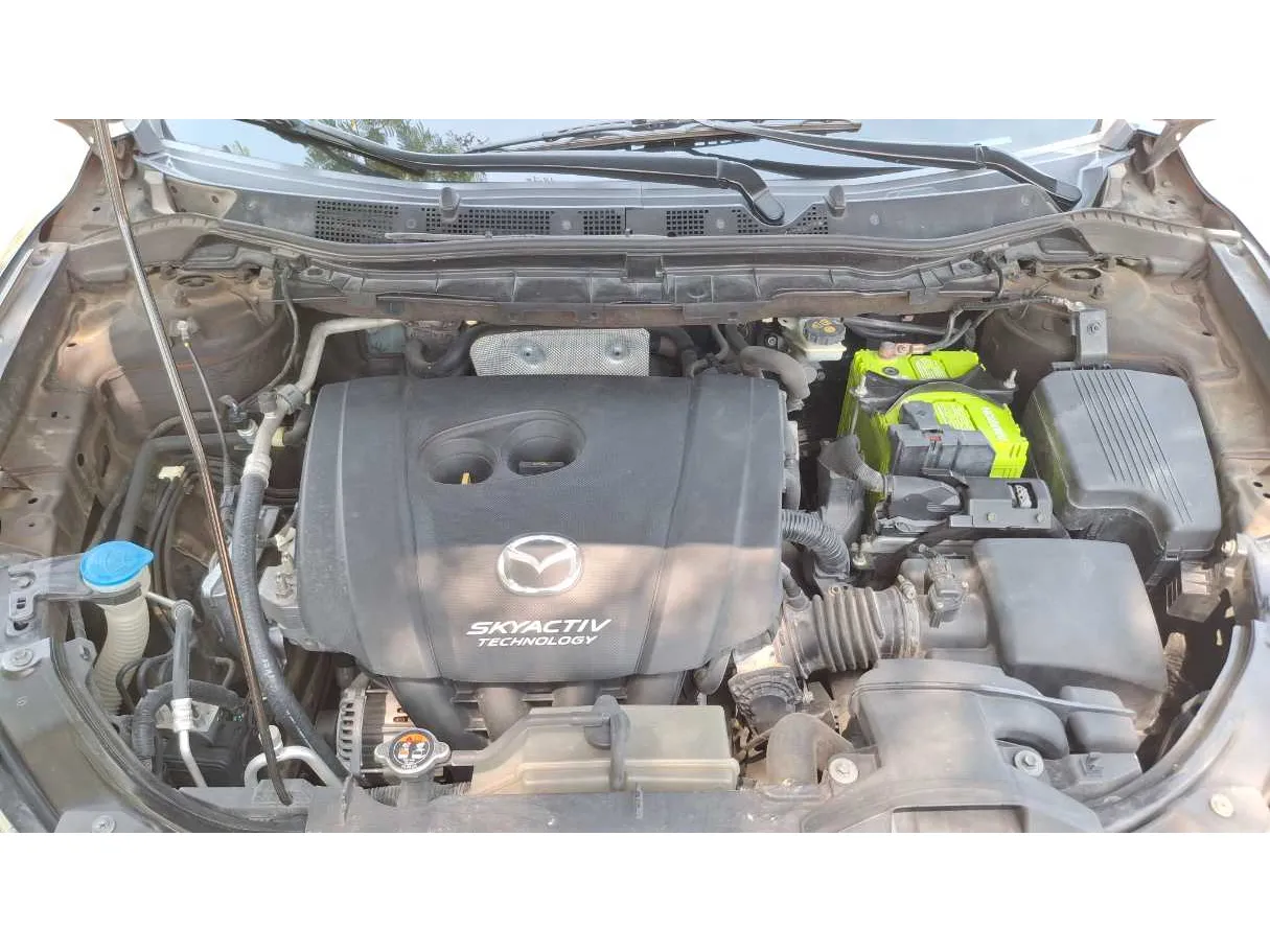 Car image 19