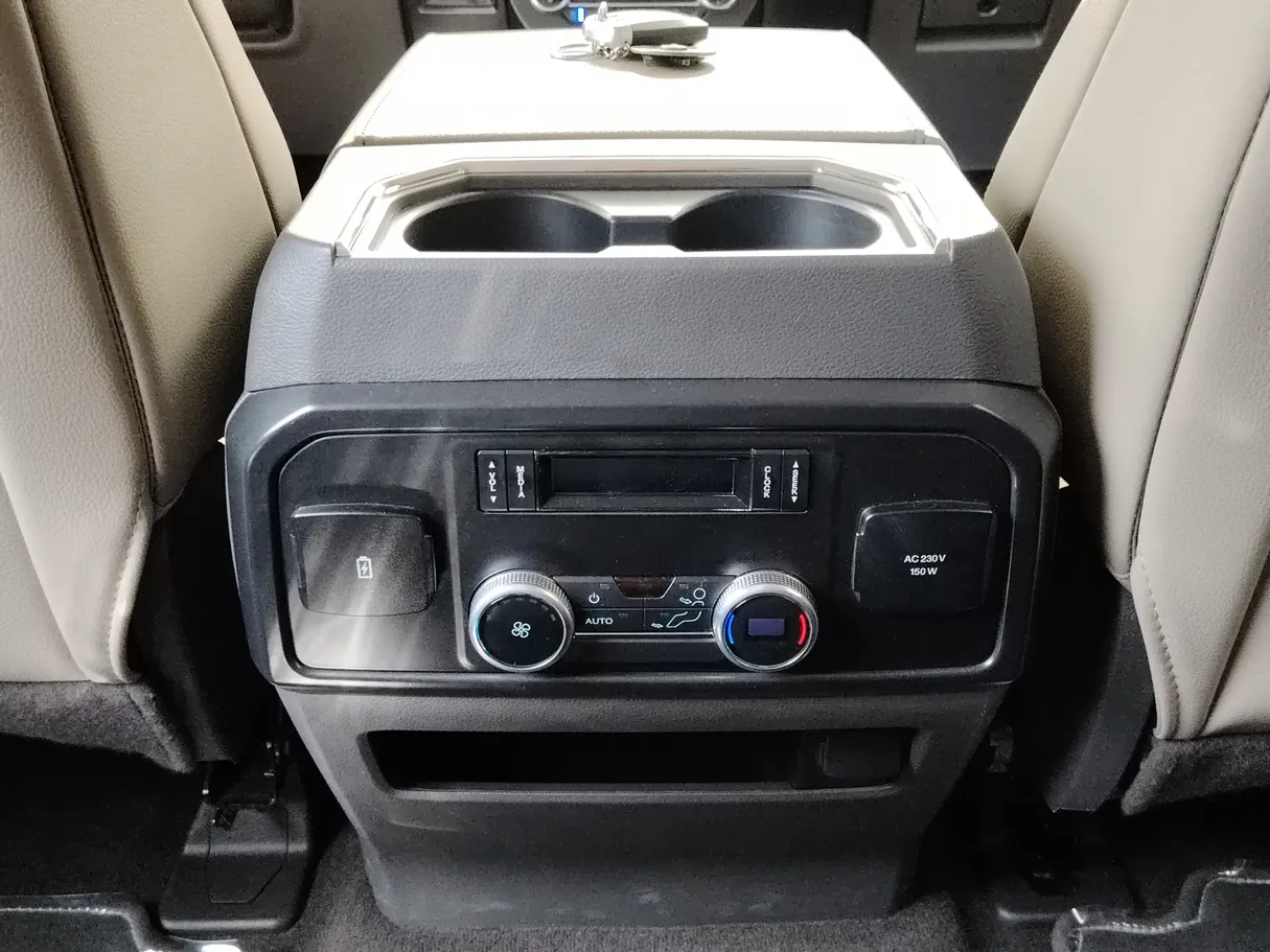 Car image 41