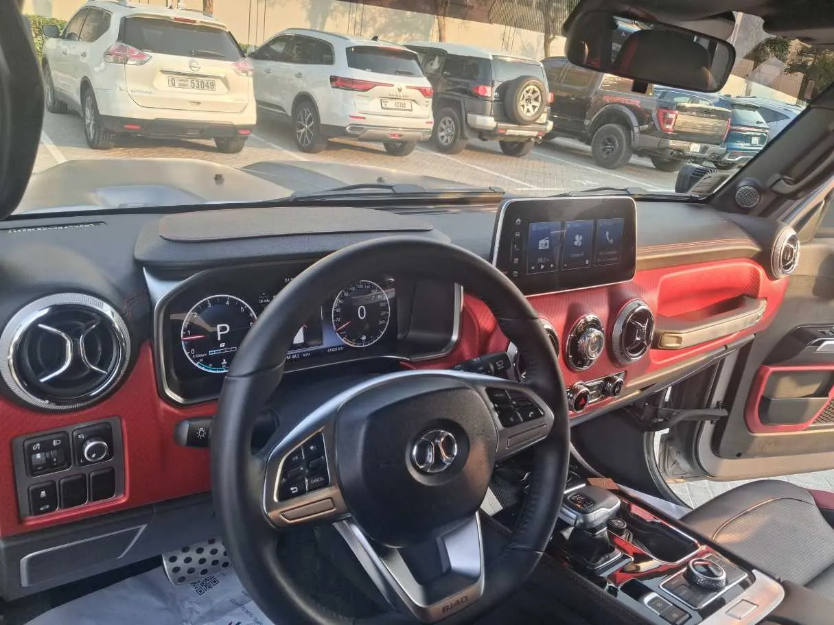 Car image 11