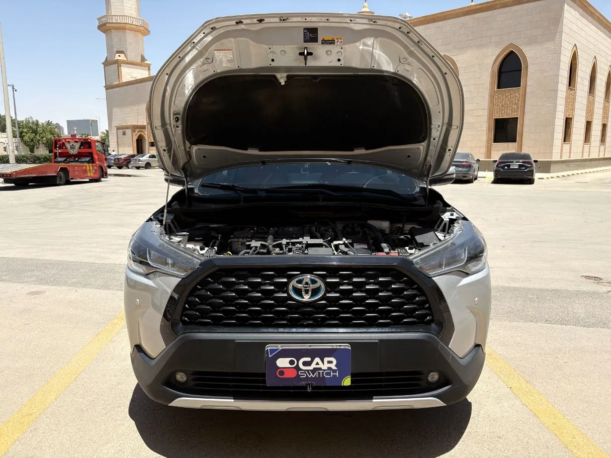 Car image 26