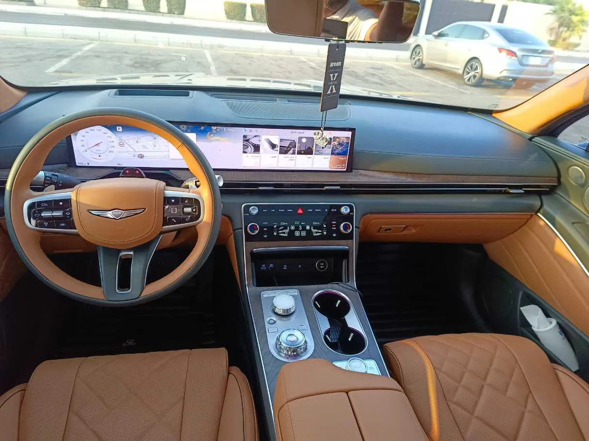 Car image 23