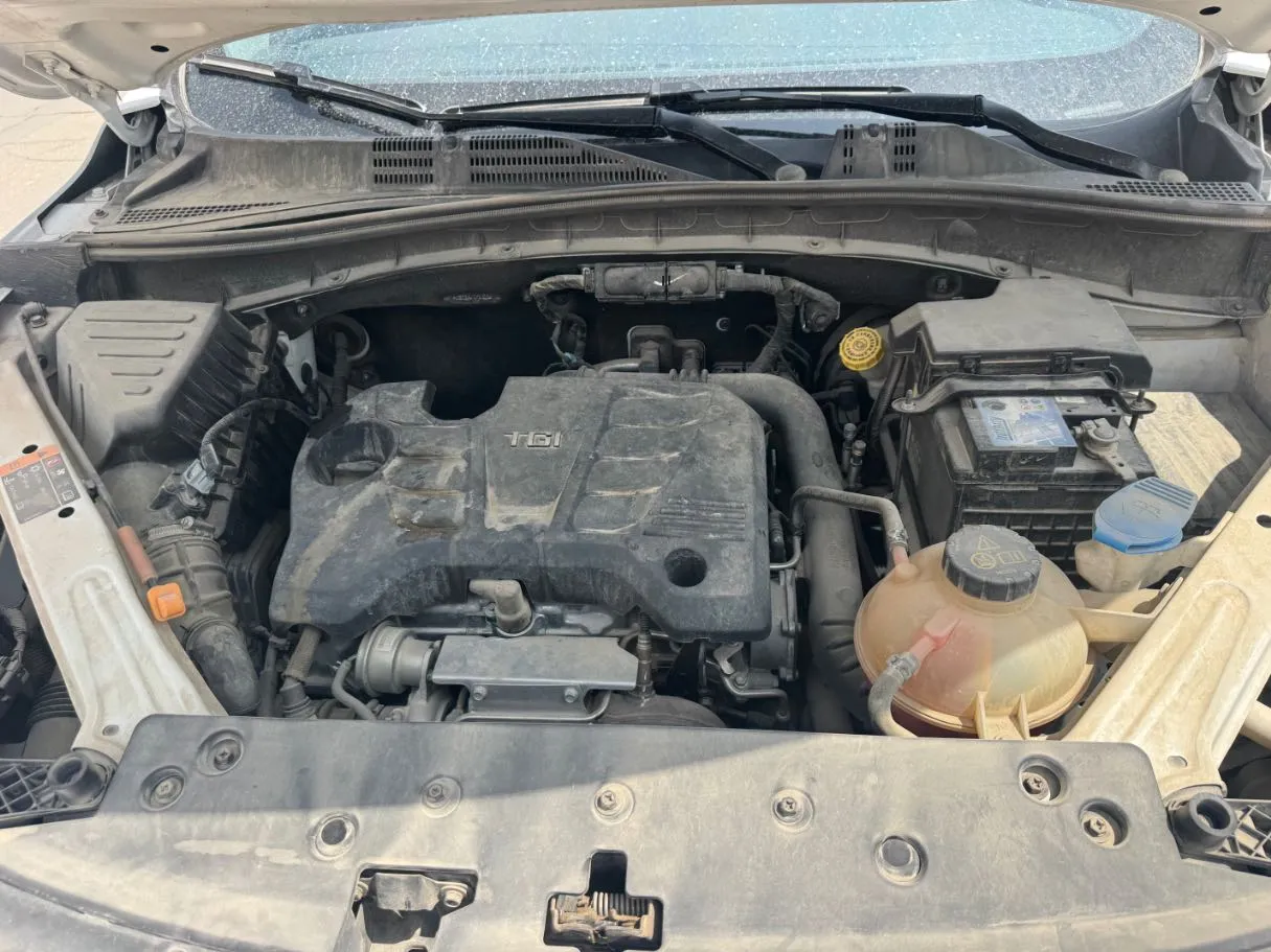 Car image 21