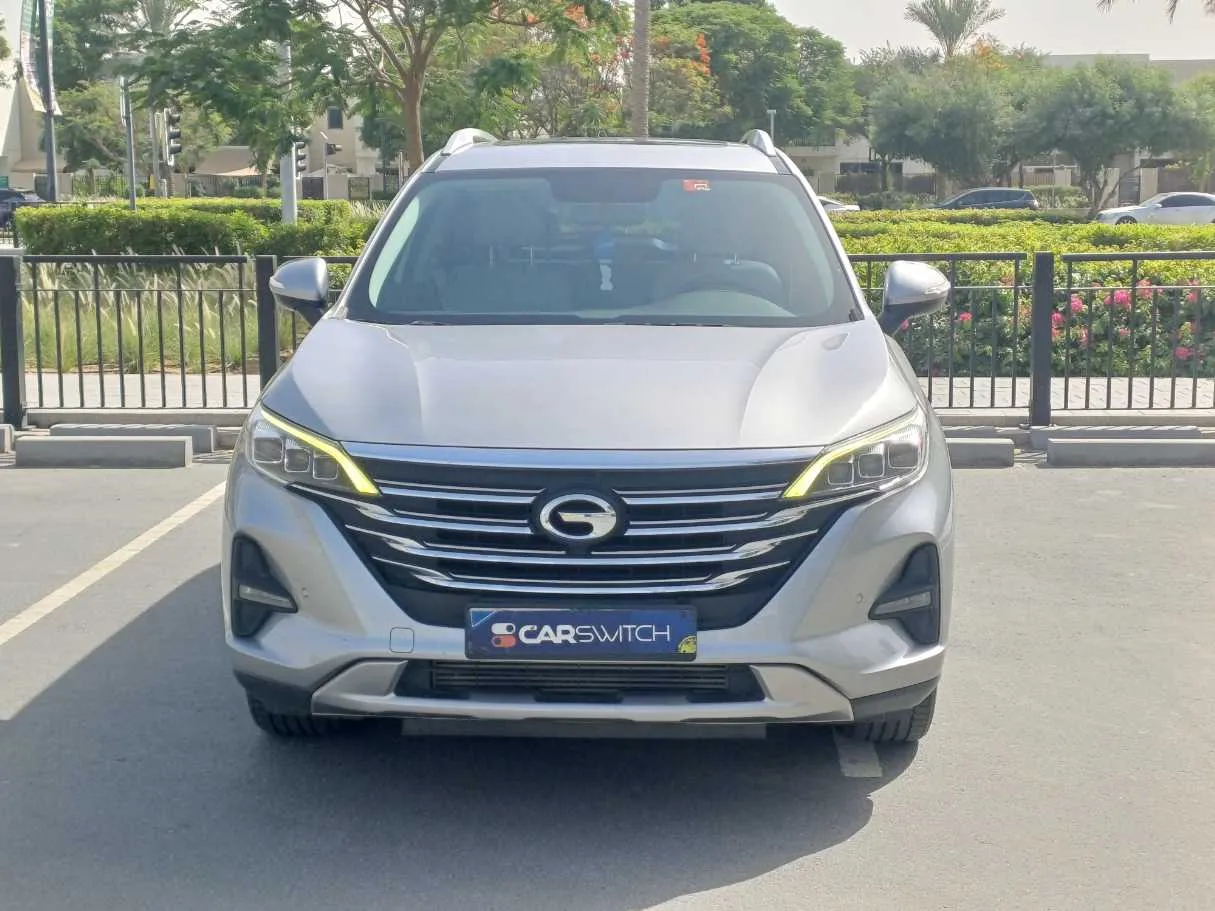 Car image 2