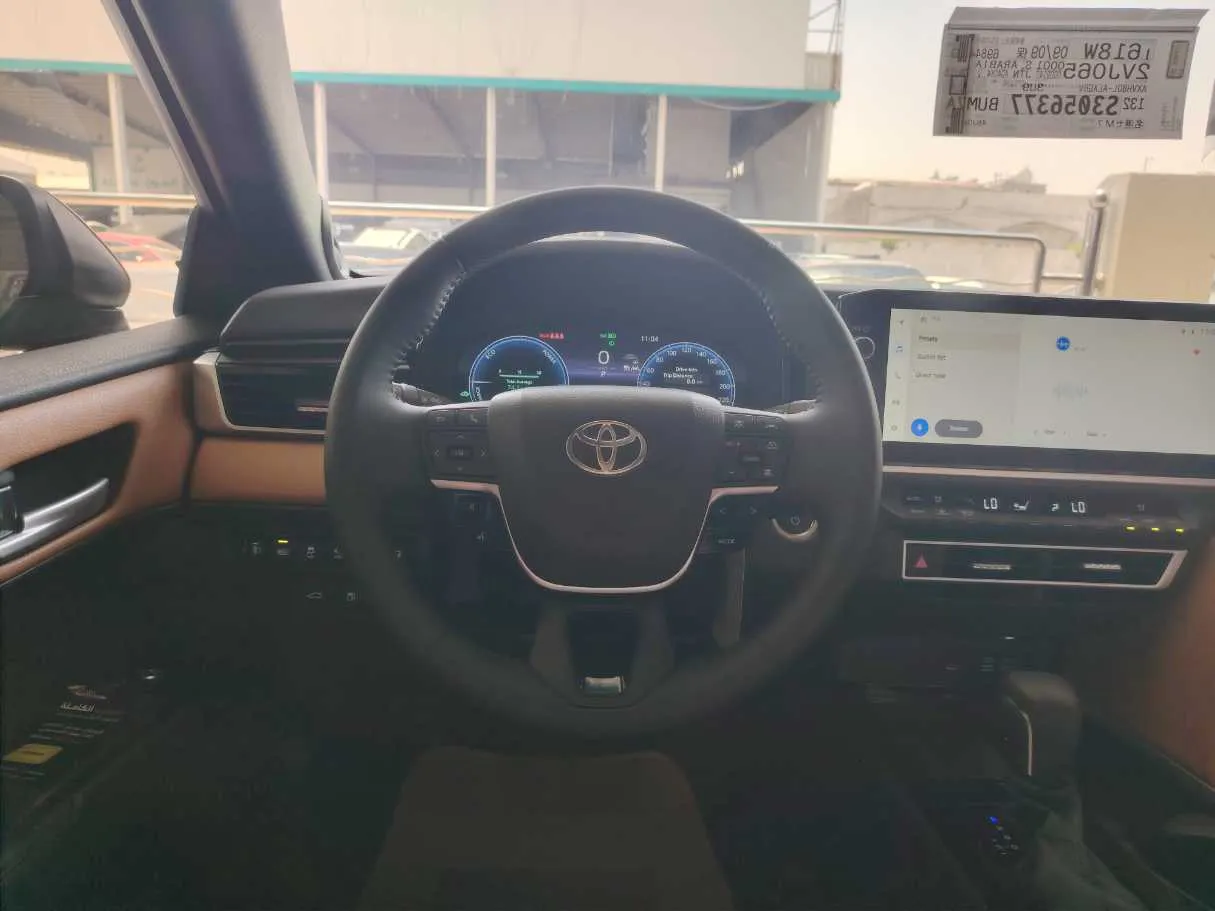 Car image 30