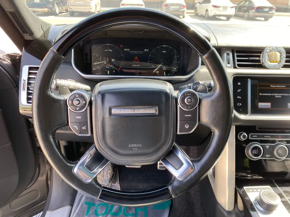 Car image 19