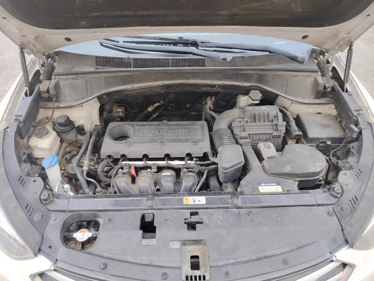 Car image 33