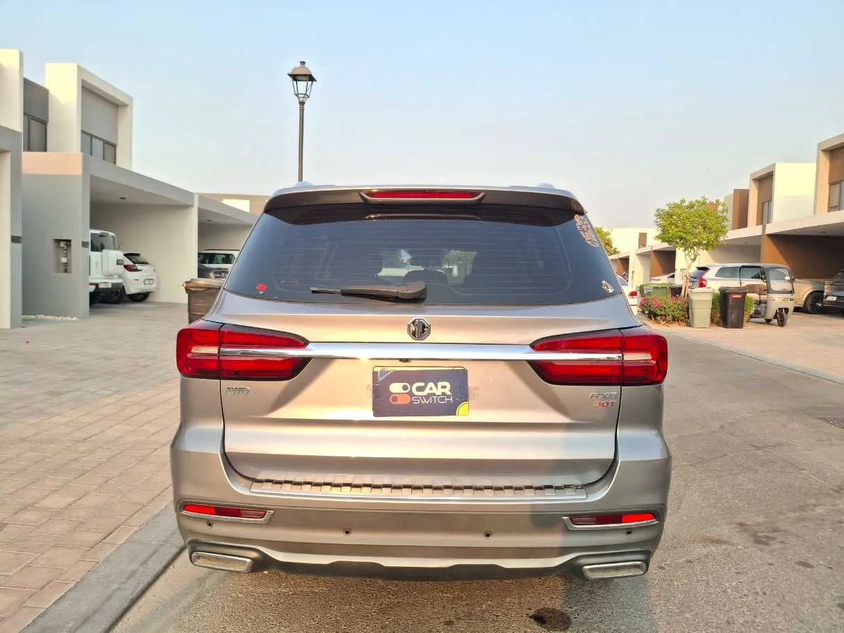Car image 6