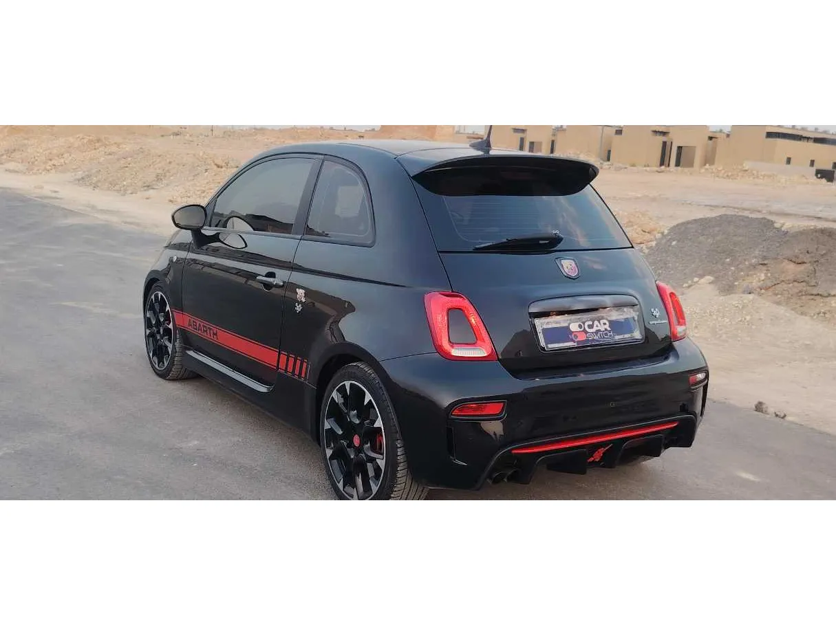 Car image 7