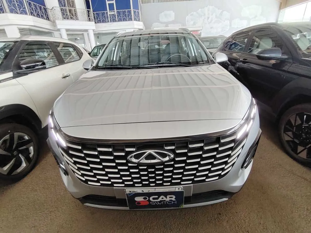 Car image 2