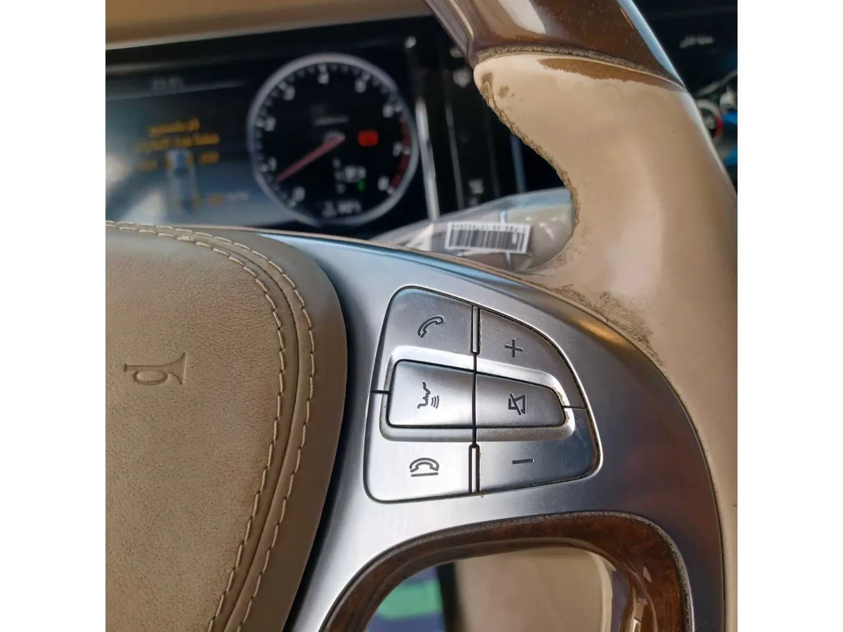 Car image 39