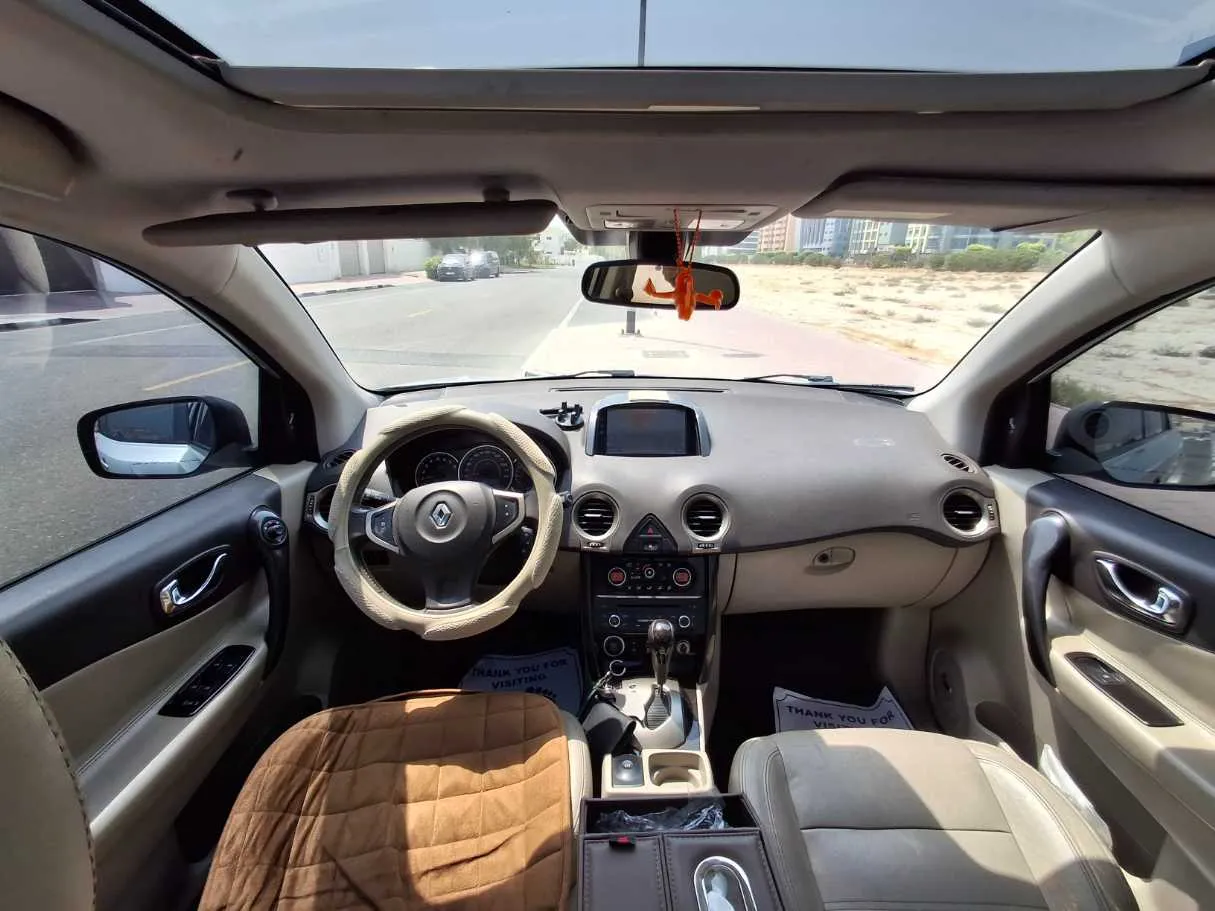 Car image 16