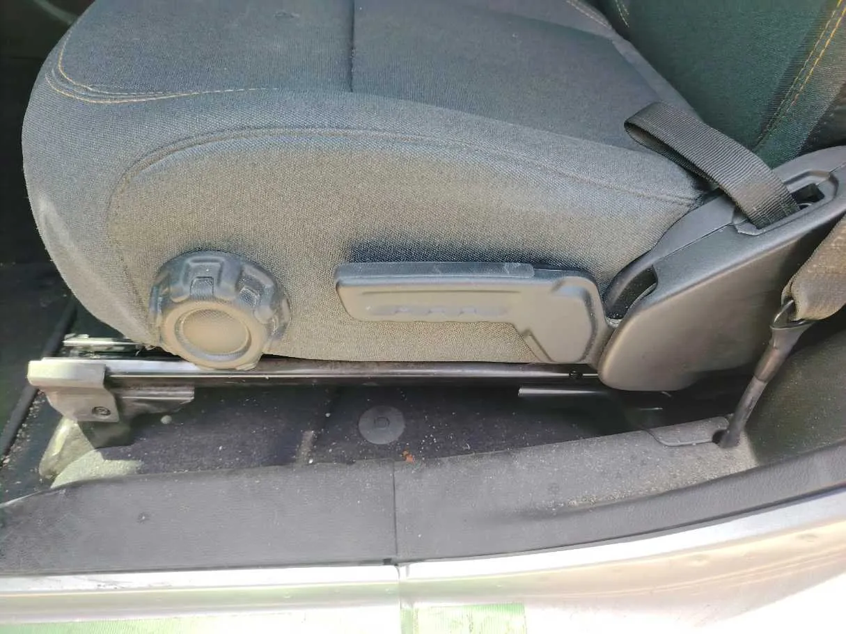 Car image 31