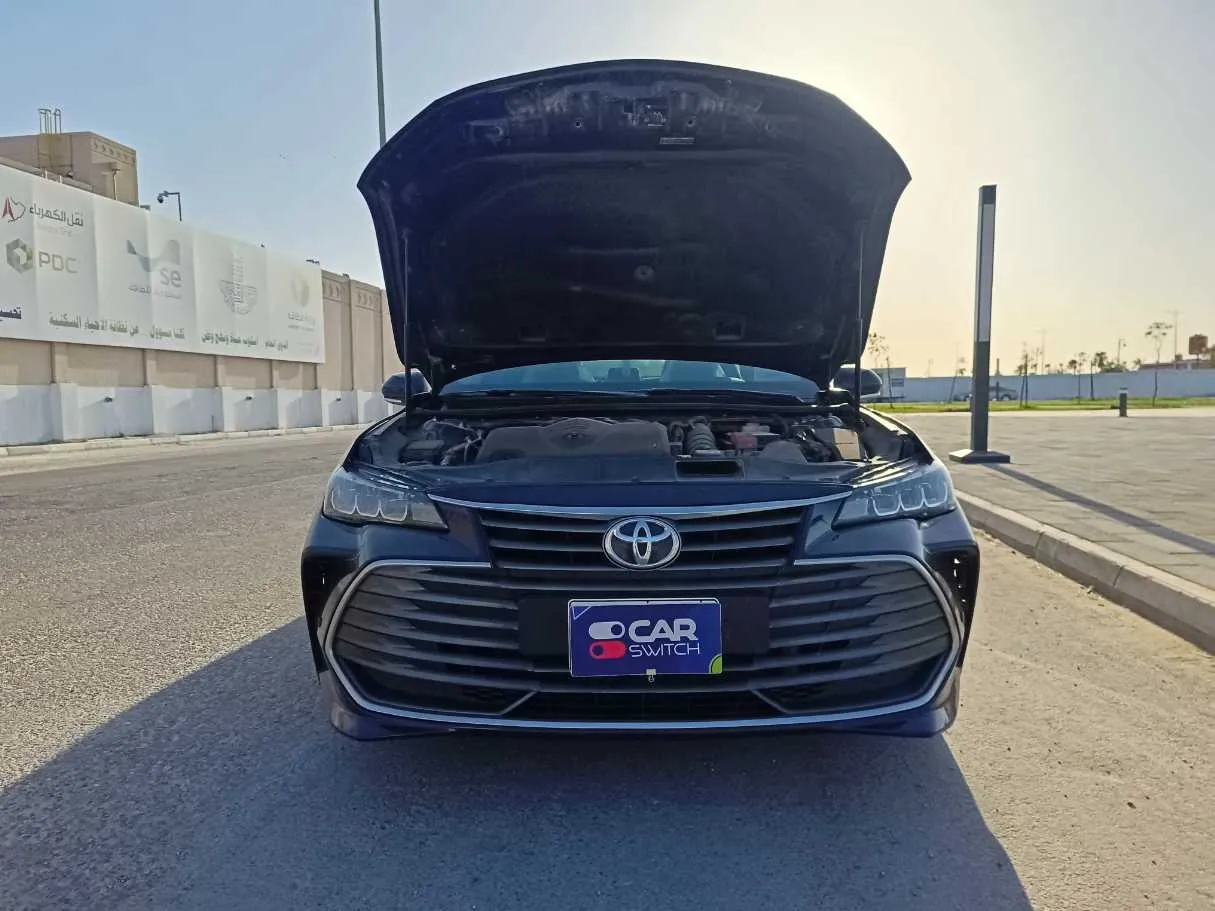 Car image 40