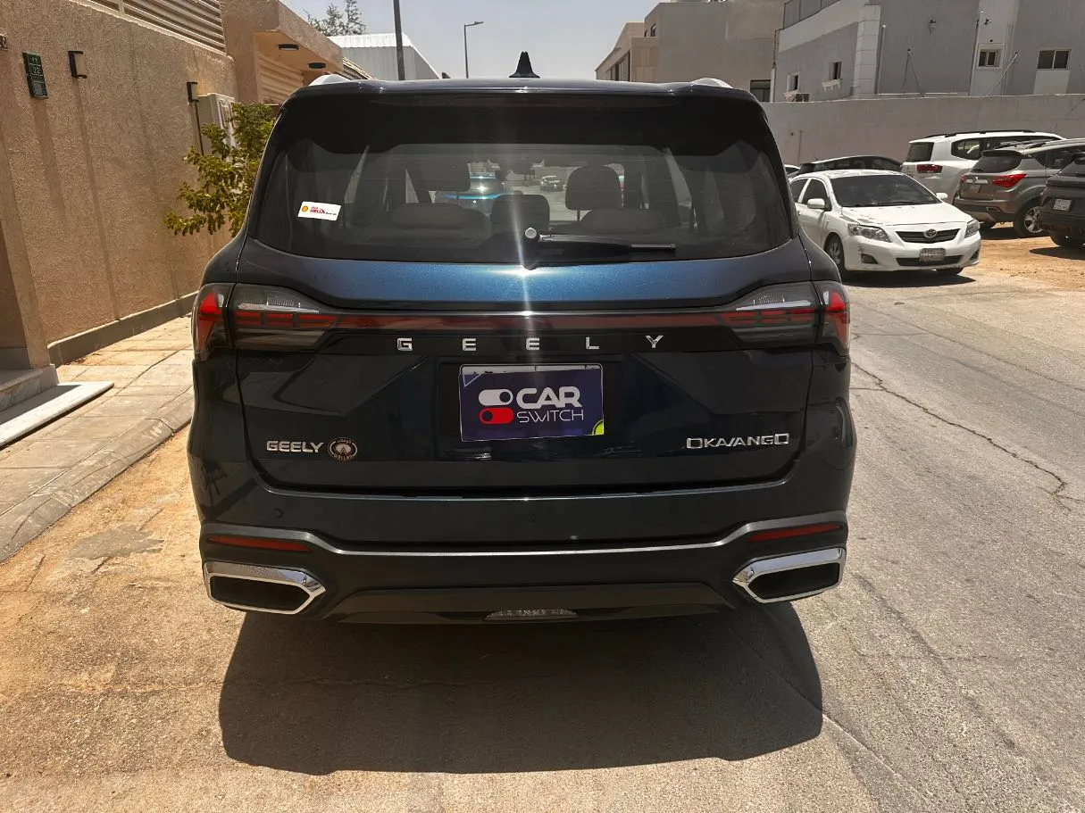 Car image 6
