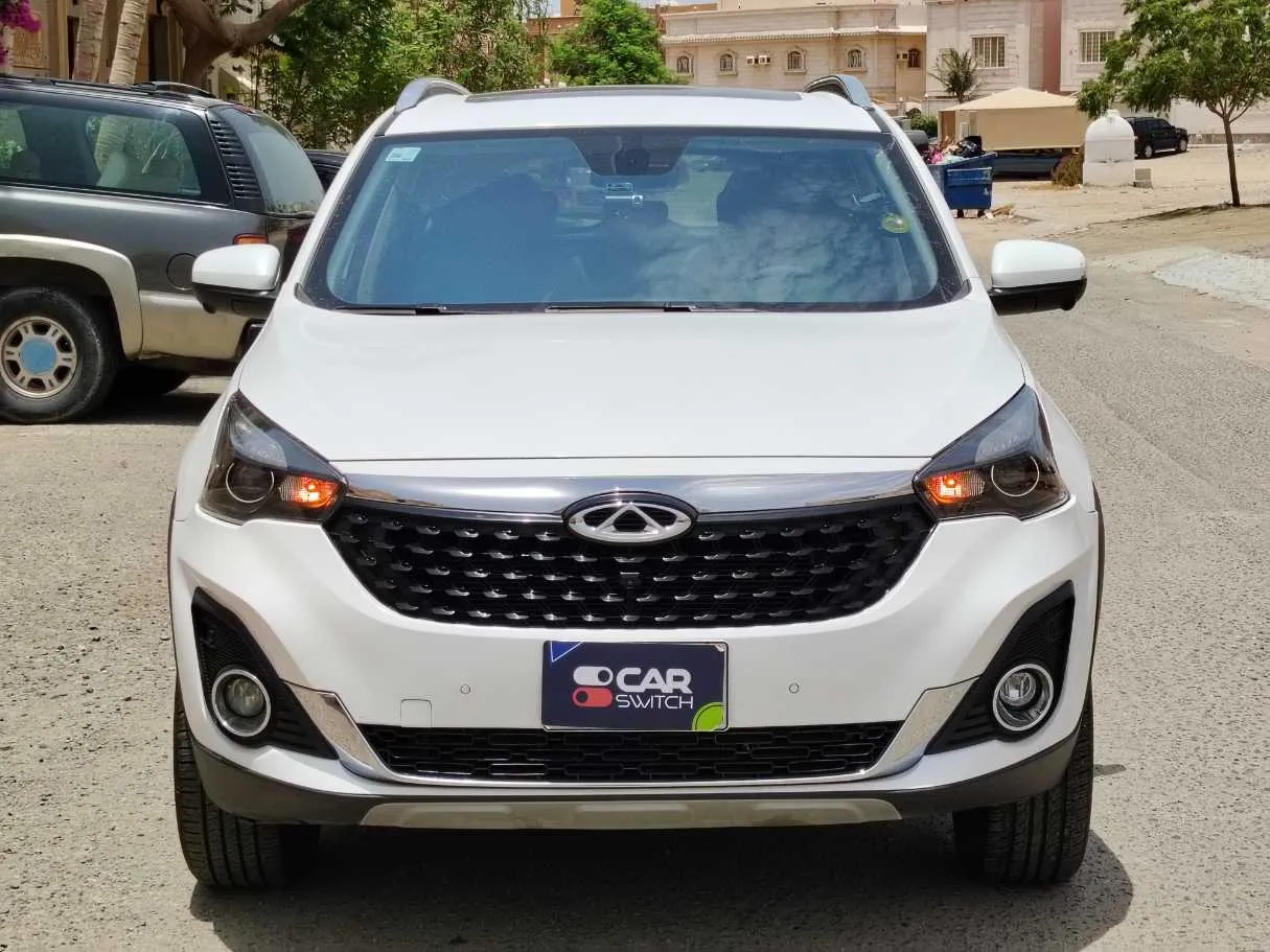 Car image 2