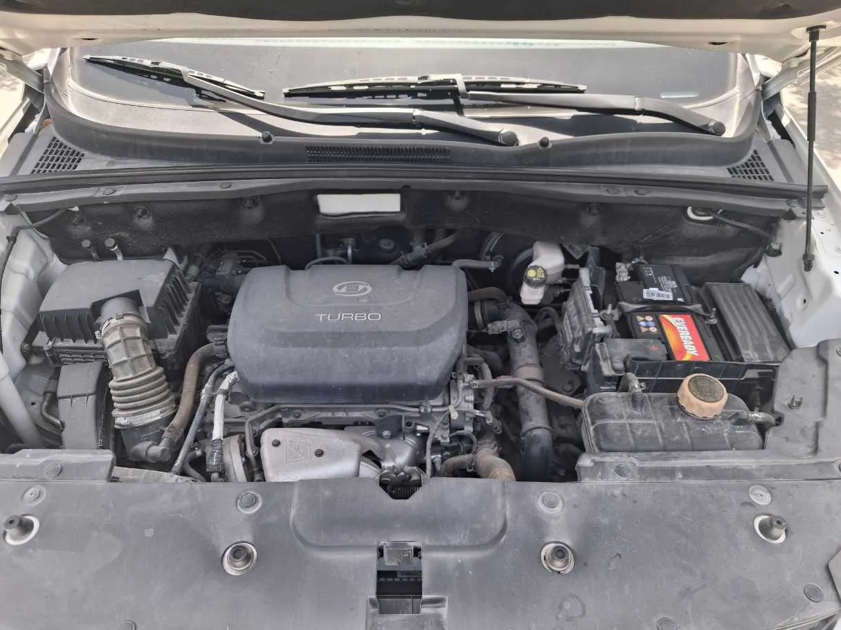 Car image 21