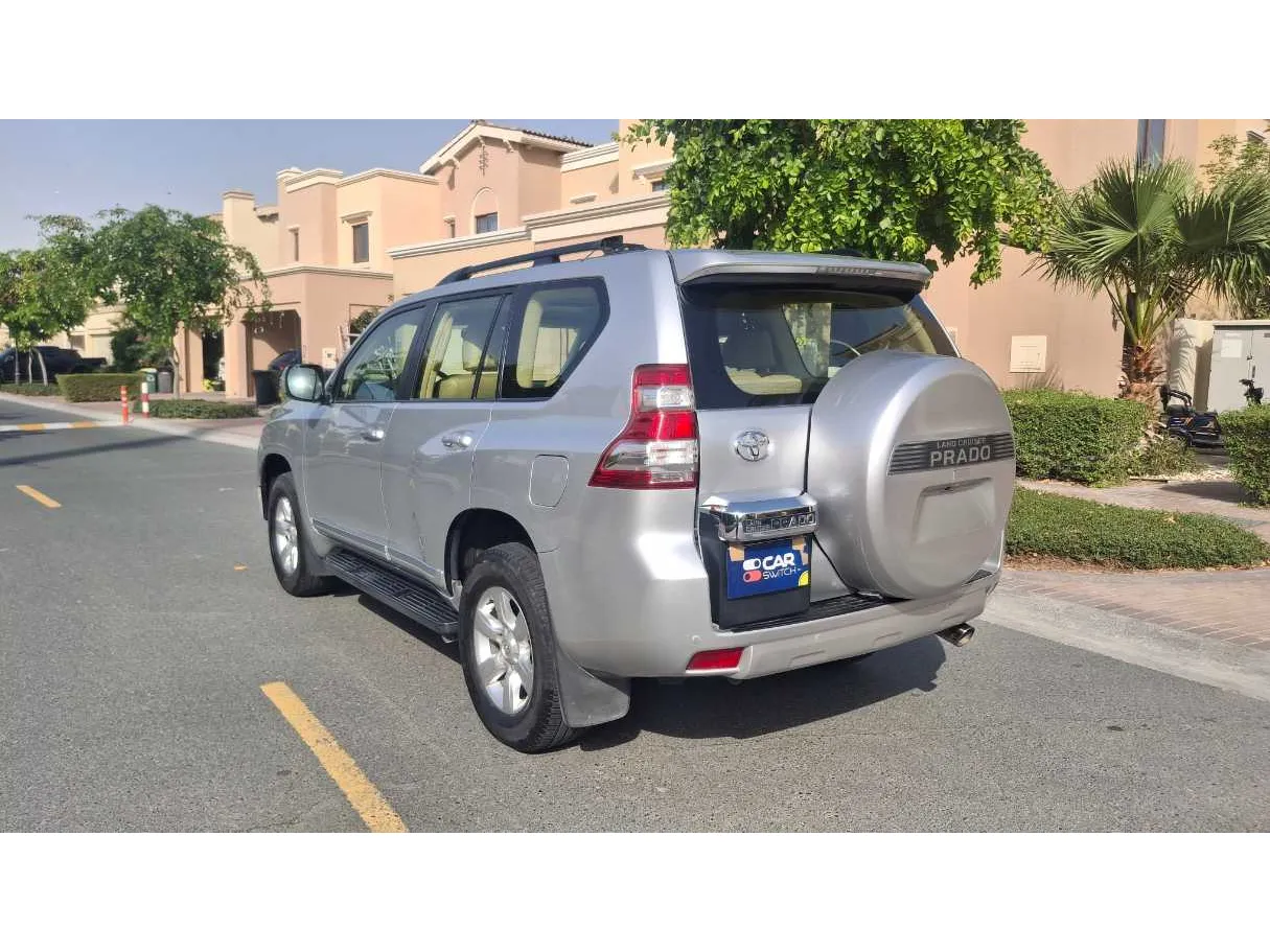 Car image 7