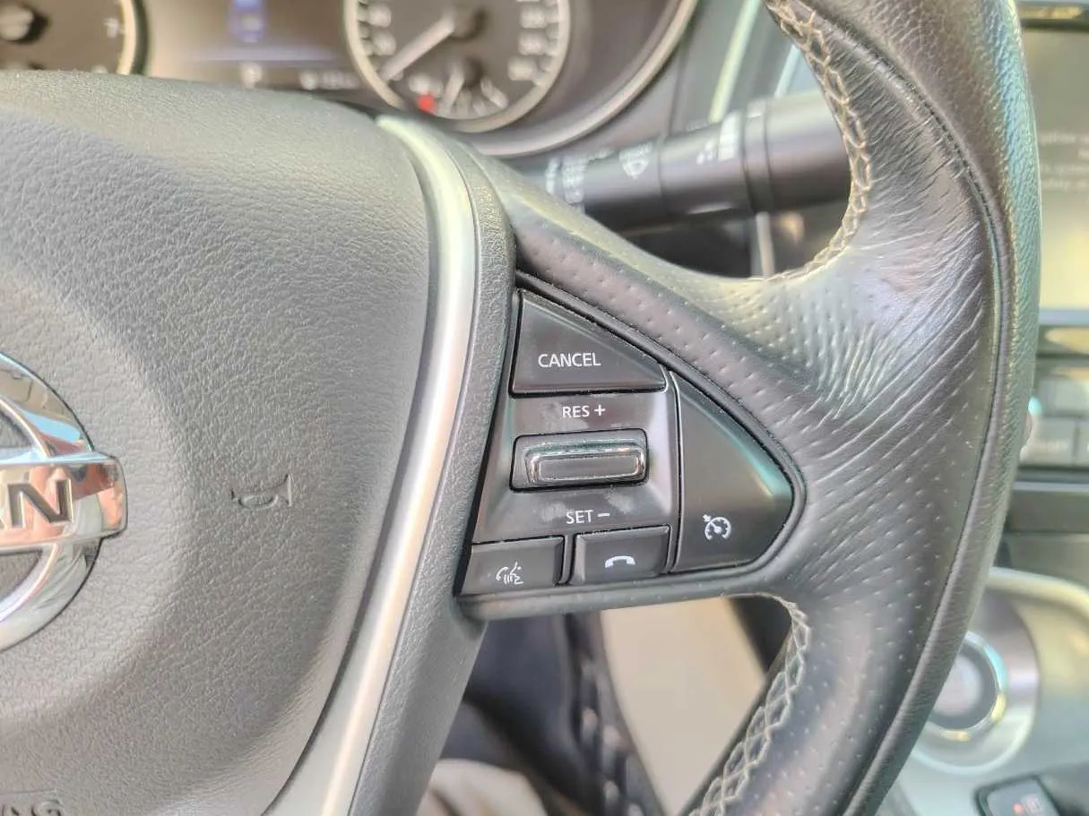 Car image 41