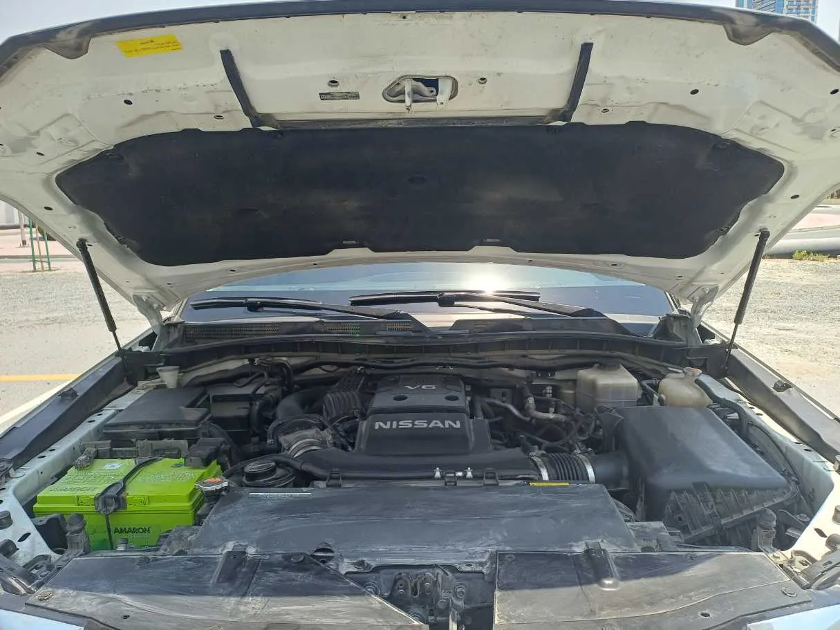 Car image 26