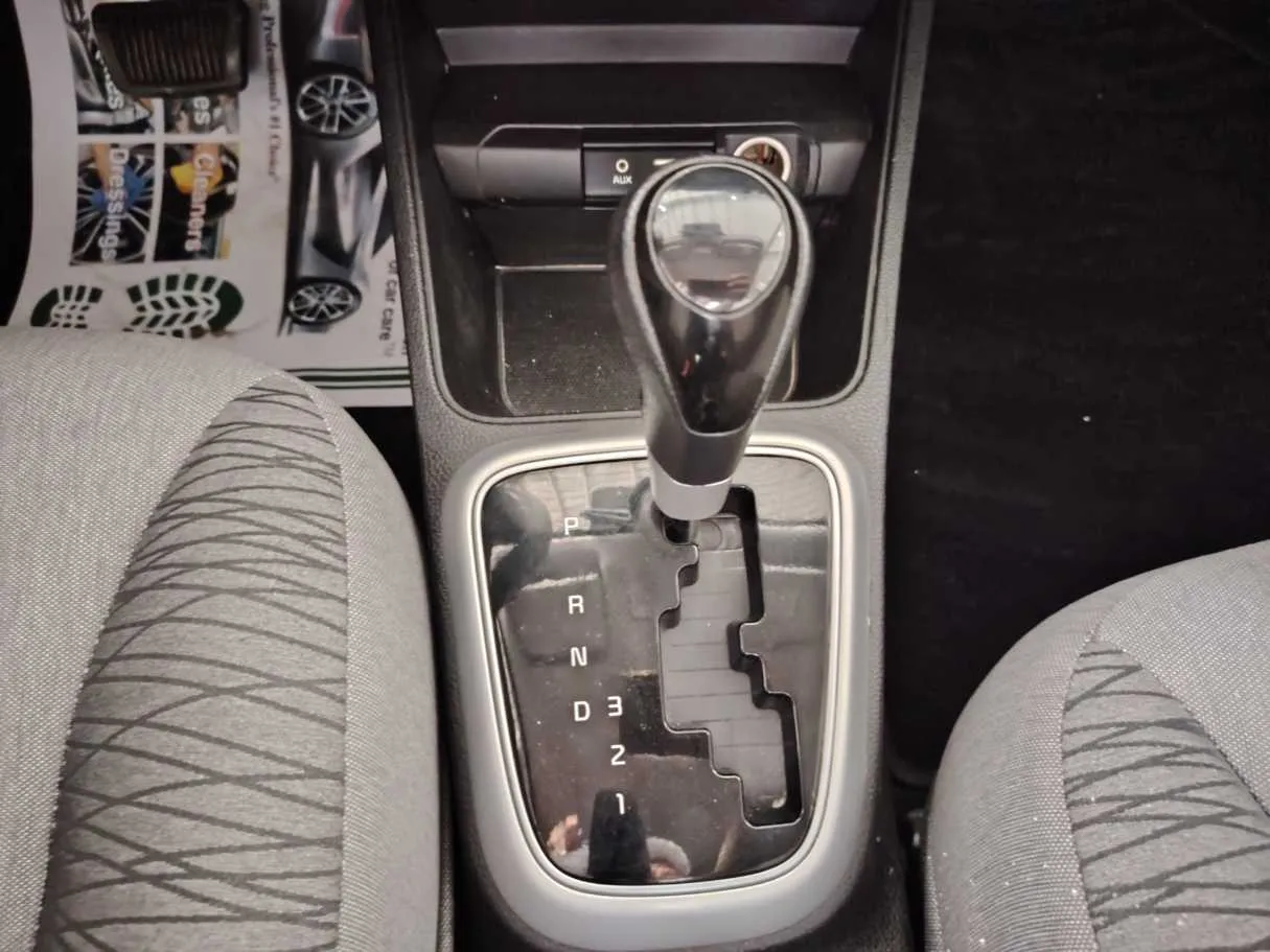 Car image 21