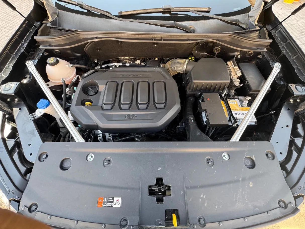 Car image 23