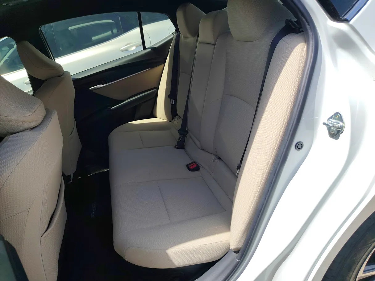 Car image 22