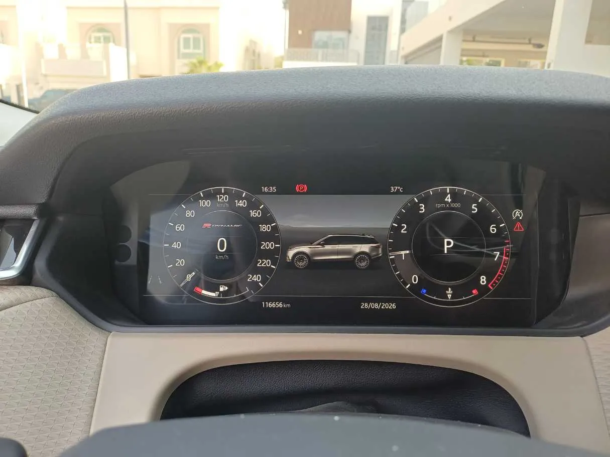 Car image 23