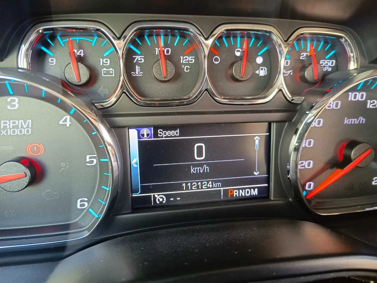 Car image 25