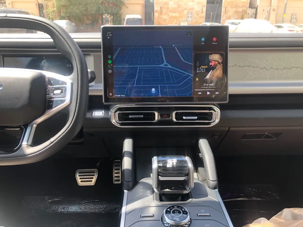 Car image 18
