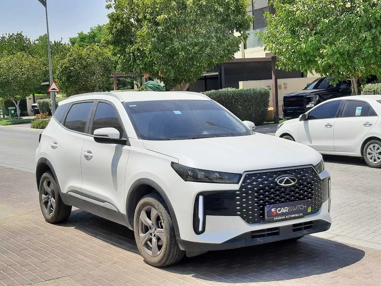 Car image 3