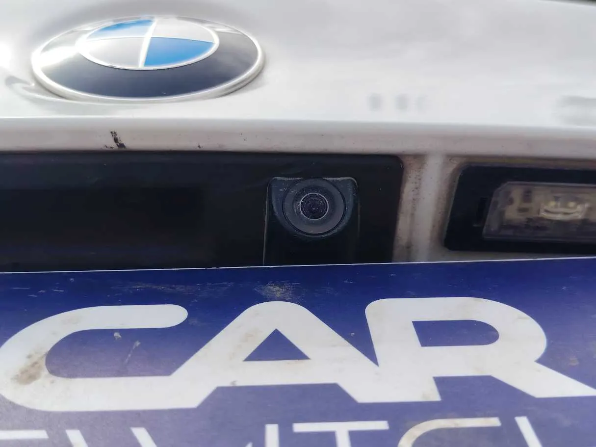 Car image 31