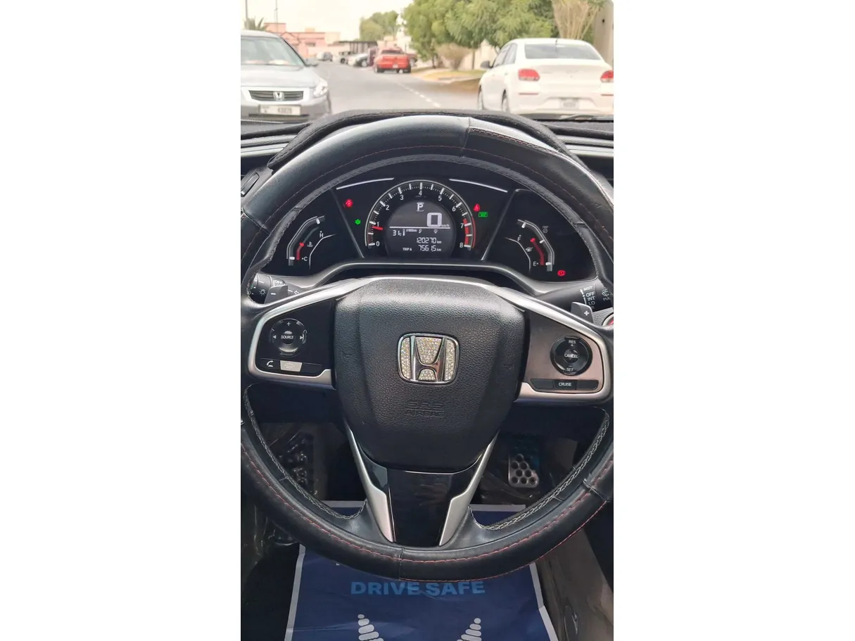 Car image 20