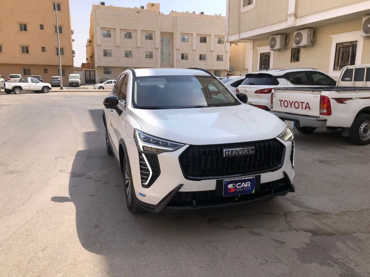 Car image 3