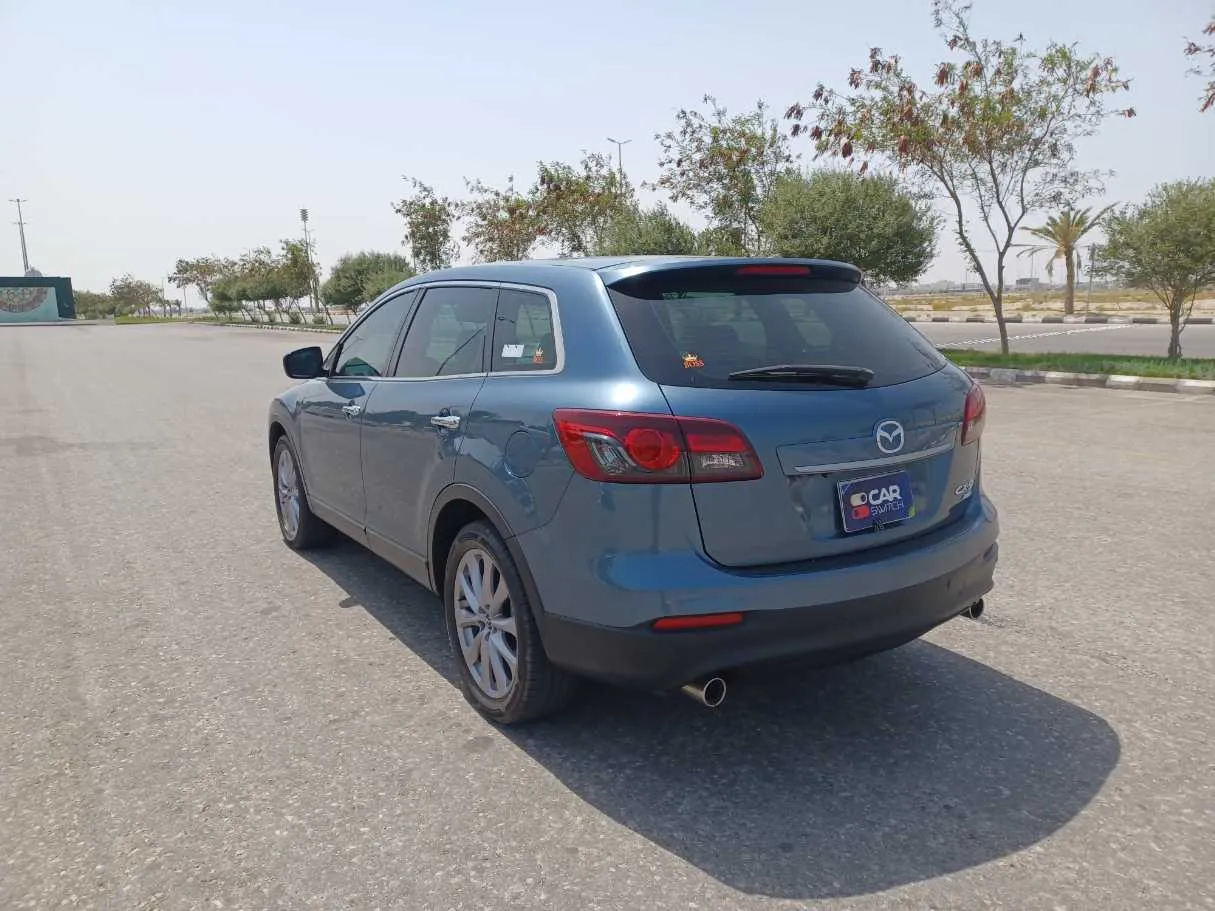Car image 7